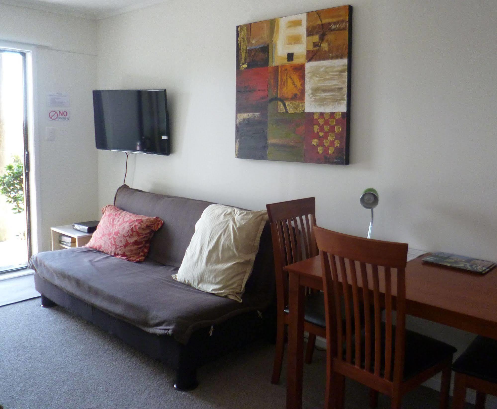 Opua Boutique Seaview Motel Eksteriør billede