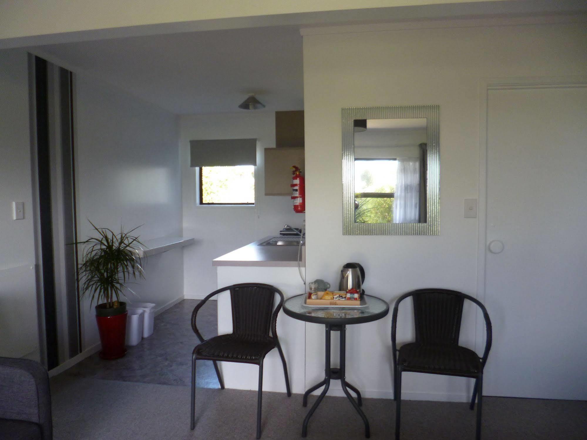 Opua Boutique Seaview Motel Eksteriør billede