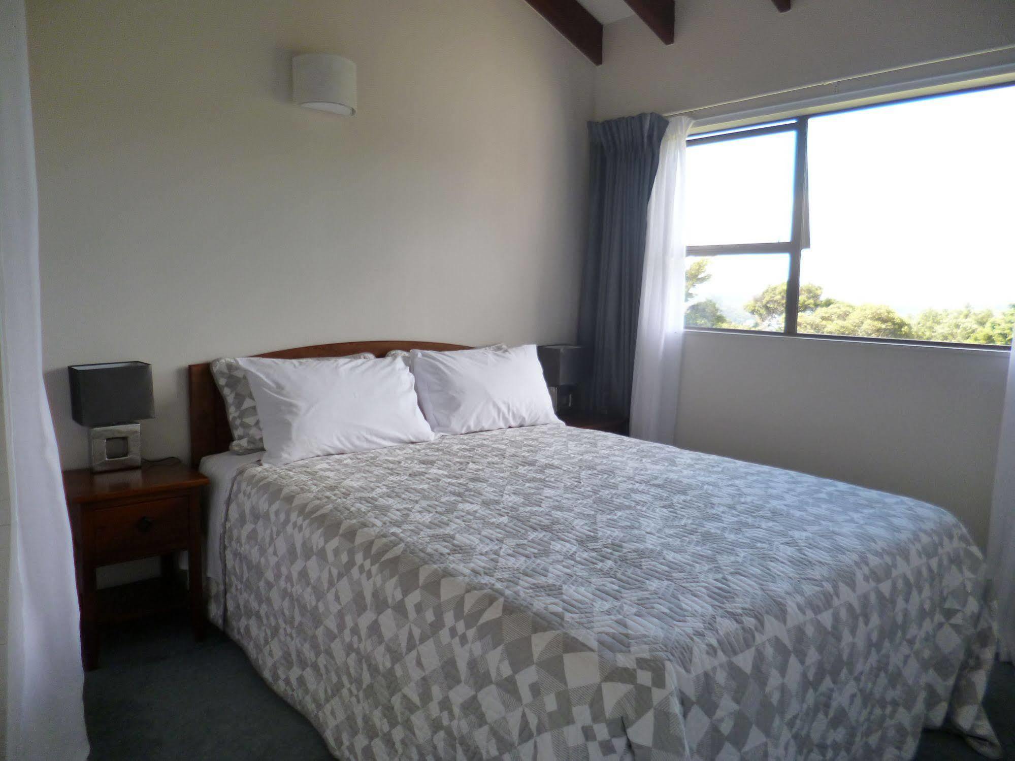 Opua Boutique Seaview Motel Eksteriør billede