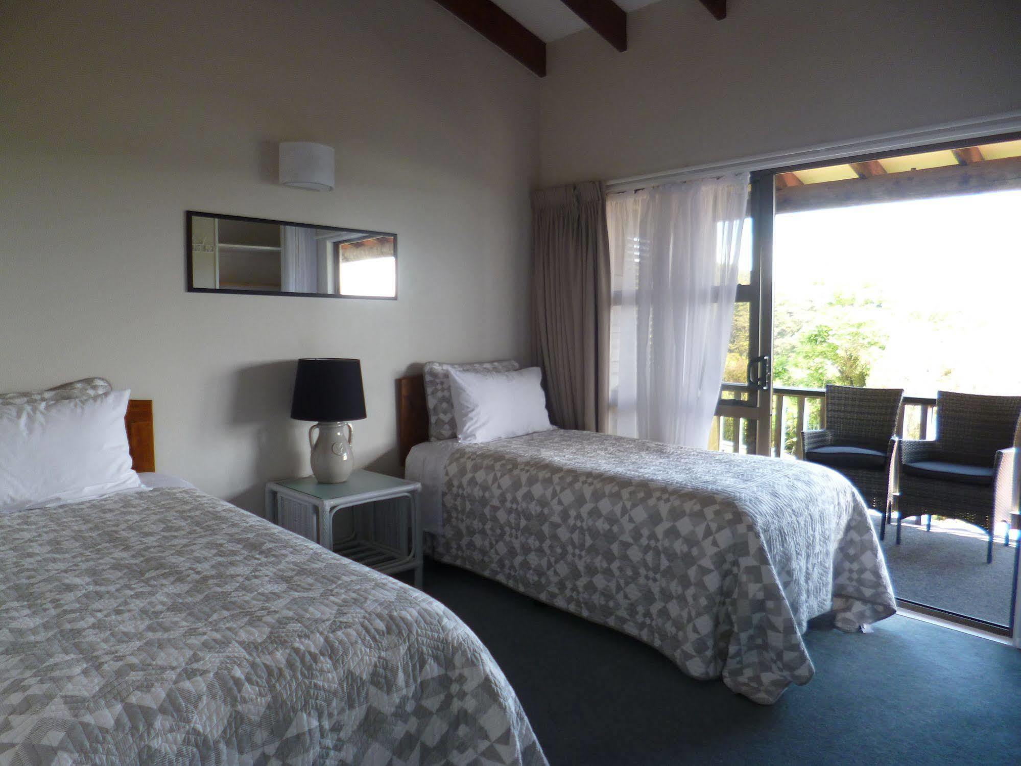 Opua Boutique Seaview Motel Eksteriør billede