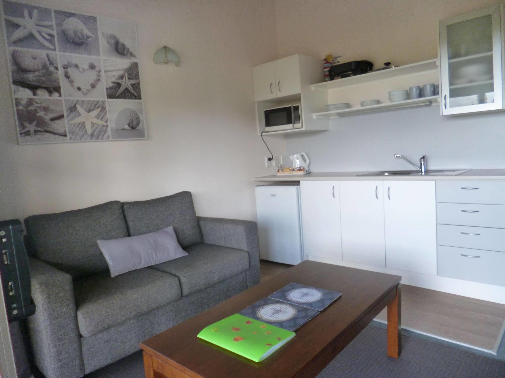 Opua Boutique Seaview Motel Eksteriør billede