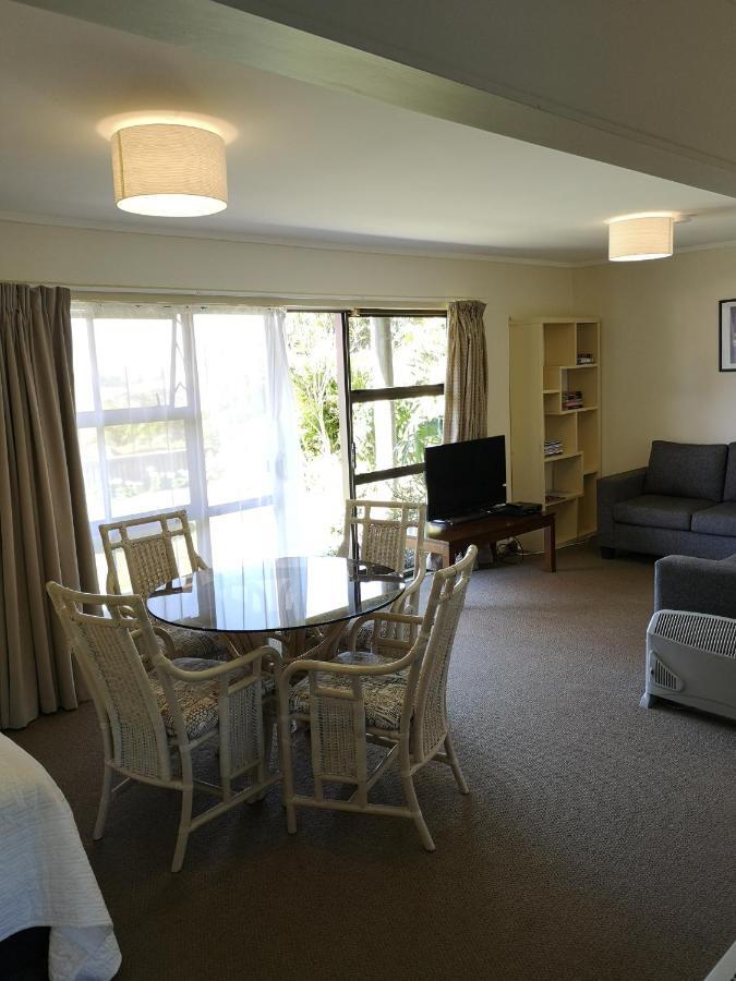Opua Boutique Seaview Motel Eksteriør billede
